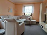 Wohnzimmer im EG - 