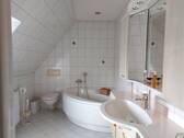 Wannen- und Duschbad im DG - 