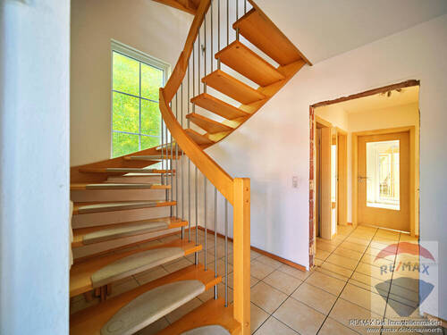 Treppe ins OG - 