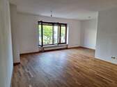 Wohnzimmer - Beste Lage,3 Minuten vom Starnberger See! Schöne 2-Zimmer-Wohnung in Starnberg