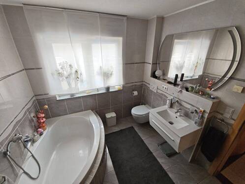 Badezimmer Erdgeschoss - 
