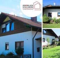 *Ideale Zweigenerationenimmobilie* Einfamilienhaus mit Einliegerwohnung und Doppelgarage - Ering