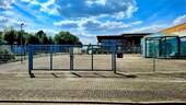 Haupteingang - Halle in Emersleben