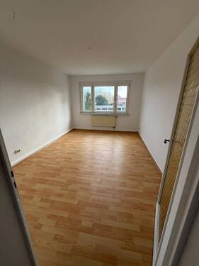 Wohnzimmer - 3 Zimmer Etagenwohnung zur Miete in Beilrode