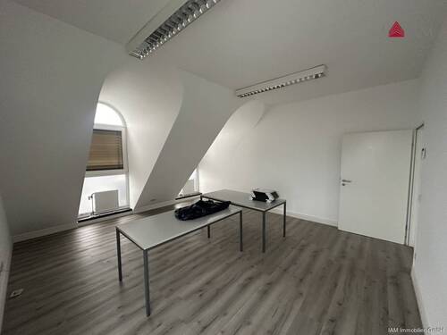 Büro 4 - 