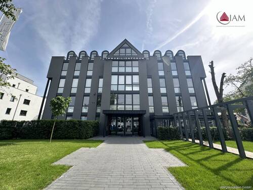 Immobilienforum - Bürofläche im Immobilienforum Hanau 128qm Dachgeschoss mit Aufzug und Tiefgarage