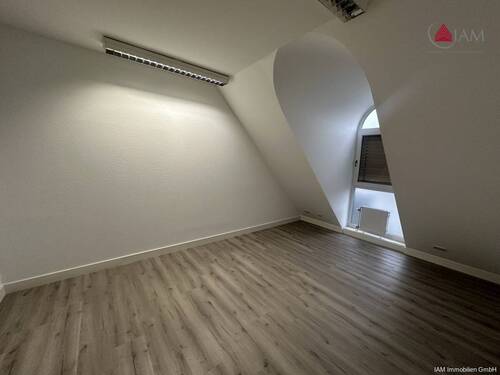 Büro 1 - 