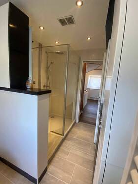 OG Bad m Dusche - 