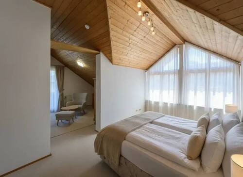 OG - Schlafzimmer.jpg - 