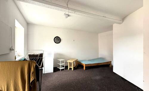 Zimmer 3 - 