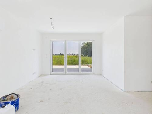 Blick Richtung Wohnbereich / Terrassenzugang - 