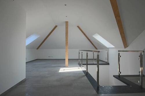 B001 - 6 Zimmer Etagenwohnung zur Miete in Ennigerloh