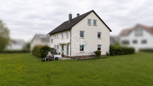 Ansicht - 7 Zimmer Mehrfamilienhaus, Wohnhaus zum Kaufen in Durlangen