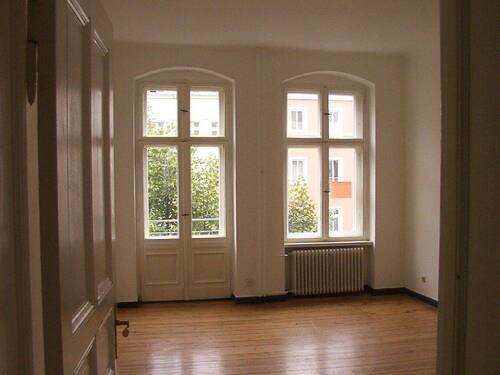 Wohnzimmer 01.JPG - Stilvoller Altbau mit Zukunft – vermietete 3-Zimmer-Wohnung in Berlin-Gesundbrunnen