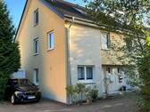Ansicht - Einfamilienhaus mit pflegeleichtem Garten