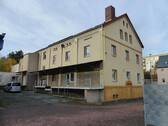 Haus Rückansicht - Mehrfamilienhaus, Wohnhaus in Oschatz