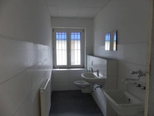 EG - Gewerbeeinheit 1 - Sanitär - 