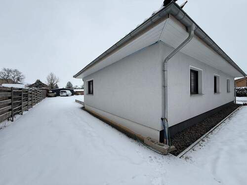 Seitenansicht - Einfamilienhaus mit 125,00 m&sup2; in Uthleben zum Kaufen