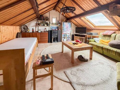 Wohn-Schlafzimmer DG - 