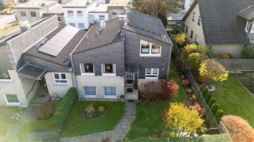 Hausansicht - 7 Zimmer Reihenendhaus in Sankt Augustin / Mülldorf