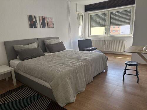 Bild 1 - Möblierte helle 2 Zimmer WG Nähe Rheinpromenade