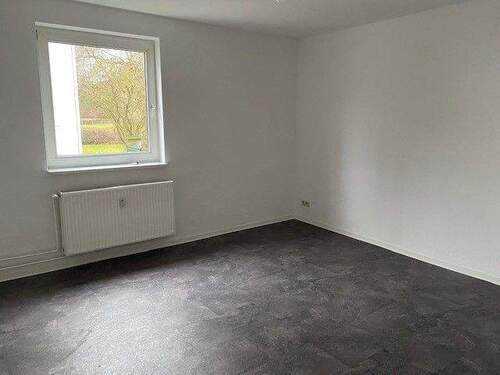 Wohnküche - Netter Nachmieter gesucht - Süße Erdgeschosswohnung mit Wannenbad und Wohnküche