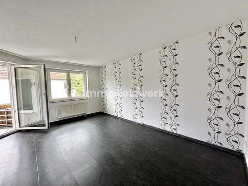 Wohnzimmer - 2 Zimmer Etagenwohnung zum Kaufen in Rosdorf