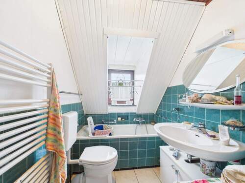 Badezimmer Dachgeschoss - 