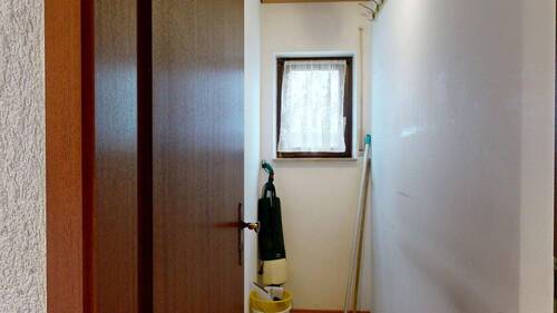 Abstellkammer - 