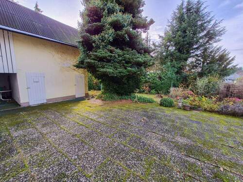 Terrasse - Einfamilienhaus mit 112,00 m&sup2; in Straßenhaus zum Kaufen