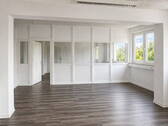 Büro - Attraktive Bürofläche in zentraler Lage von Seligenthal - modern, großzügig und mit Blick ins Grüne