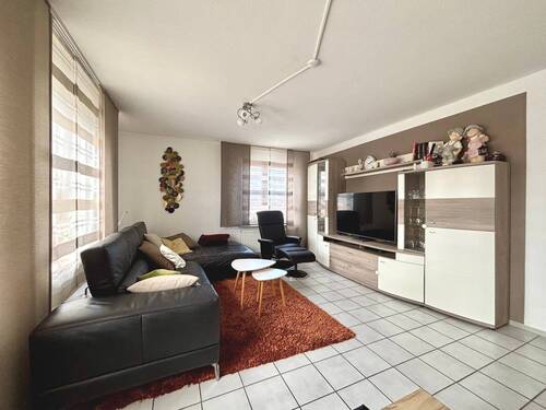 Wohnzimmer - 3 Zimmer Etagenwohnung zur Miete in Dotternhausen