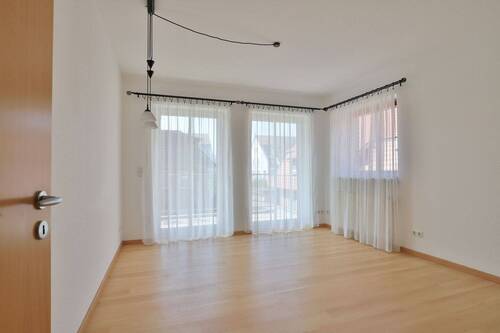 Zugang zum Wohn-/ Esszimmer - 