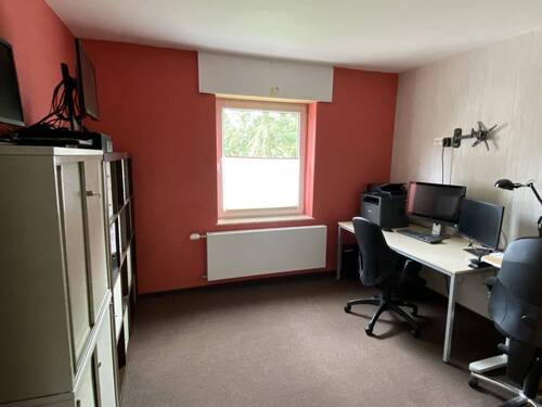 Kinderzimmer o. Arbeitszimmer - 