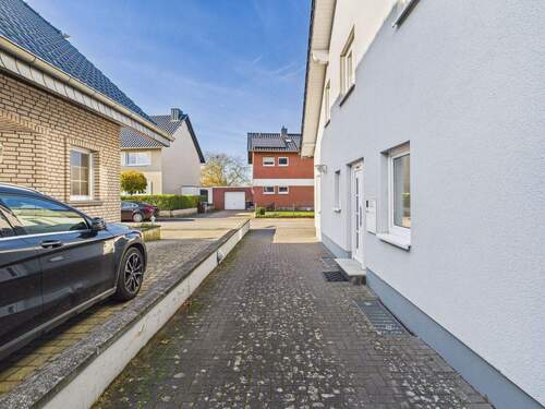 Einfahrt - Einfamilienhaus mit 116,20 m² in Erftstadt zum Kaufen