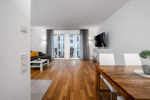 3 - 3 Zimmer Etagenwohnung in Berlin