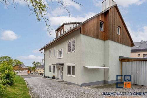 Außenansicht - Etagenwohnung mit 110,00 m&sup2; in Selb zum Kaufen