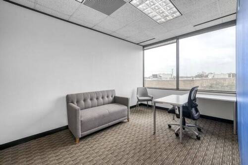 Bild 1 - Privater Büroraum für 2 Personen in Regus Ernst-August-Platz
