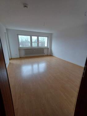 Wohnzimmer.jpg - 2 Zimmer Etagenwohnung zur Miete in Fürth