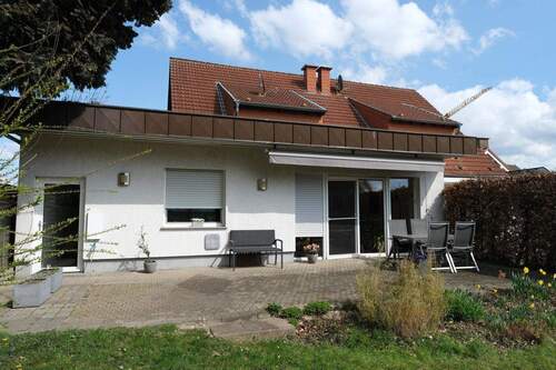 Terrasse - Familienfreundliche Doppelhaushälfte mit variablem Raumkonzept