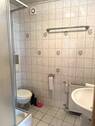DU/WC - 