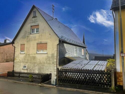 Außenansicht - 7 Zimmer Einfamilienhaus zum Kaufen in Nordhalben