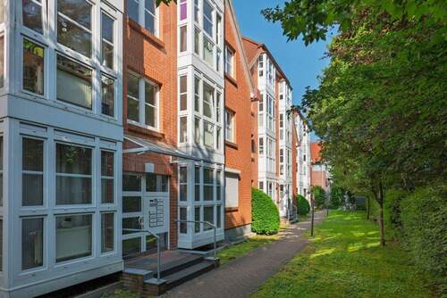 Ansicht Eingang - 3 Zimmer Etagenwohnung zum Kaufen in Rellingen