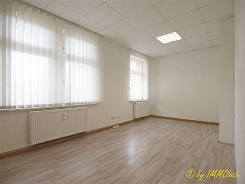 Zimmer - 4 Zimmer Büro in Frankenberg