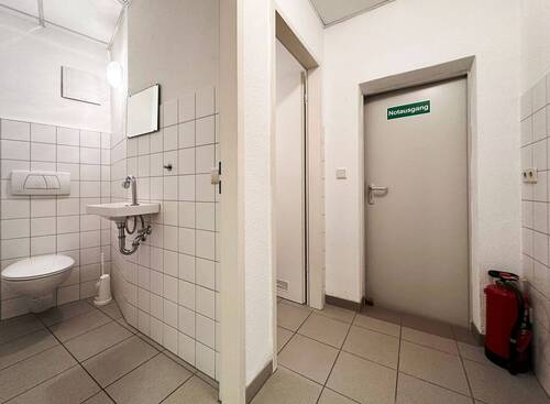 WC & Abstellraum - 