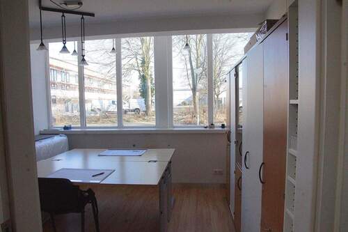 Büro 2 - 