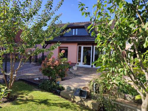 Terrasse mit Wintergarten - 