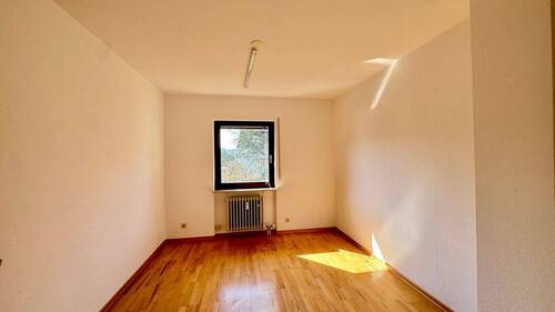 Arbeits- / Kinderzimmer - 