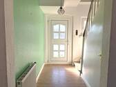 Einladender Eingangsbereich - 4 Zimmer Doppelhaushälfte in Moers