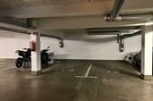 Tiefgaragenstellplatz zur Wohnung - 